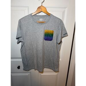 Merrell Women's XL Heather Gray Pocket T-Shirt Rainbow Accent Tee